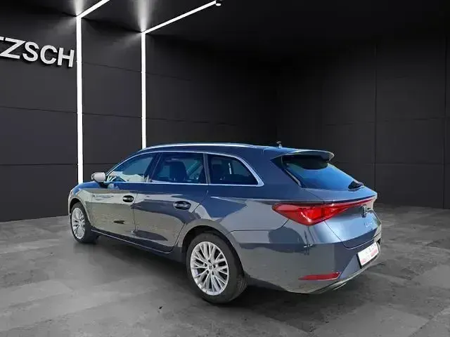 Gebraucht Seat Leon ST XCELLENCE 131 PS (96 kW) 2021 "magnetic tech" Kombi