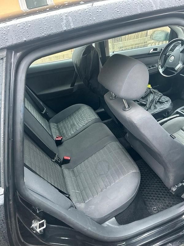 Gebraucht VW Polo 105 PS (77 kW) 2007 Schwarz Kleinwagen