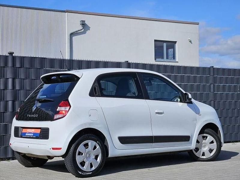 Gebraucht Renault Twingo Dynamique 71 PS (52 kW) 2015 Weiß Kleinwagen