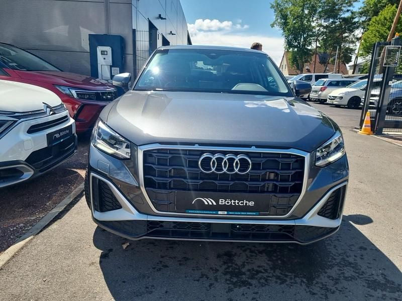 Gebraucht Audi Q2 S-Line 150 PS (110 kW) 2024 Daytonagrau perleffekt SUV