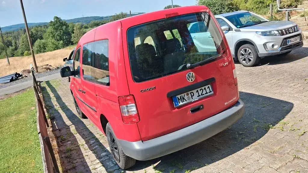 Gebraucht VW Caddy Life 80 PS (58 kW) 2010 Rot Van / Kleinbus