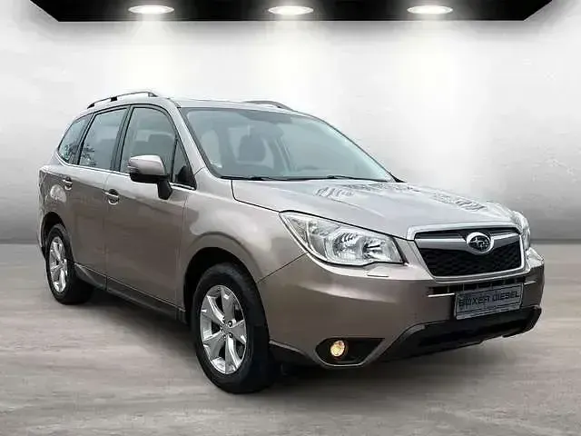 Usado Subaru Forester Exclusive+ 147 CV (108 kW) 2014 Beige SUV