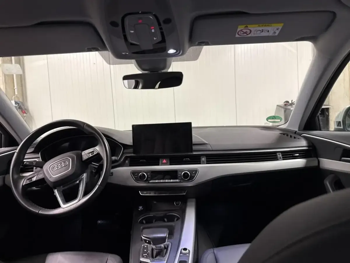Second-hand Audi A4 Advanced Plus 204 CP (150 kW) 2023 Alb Break