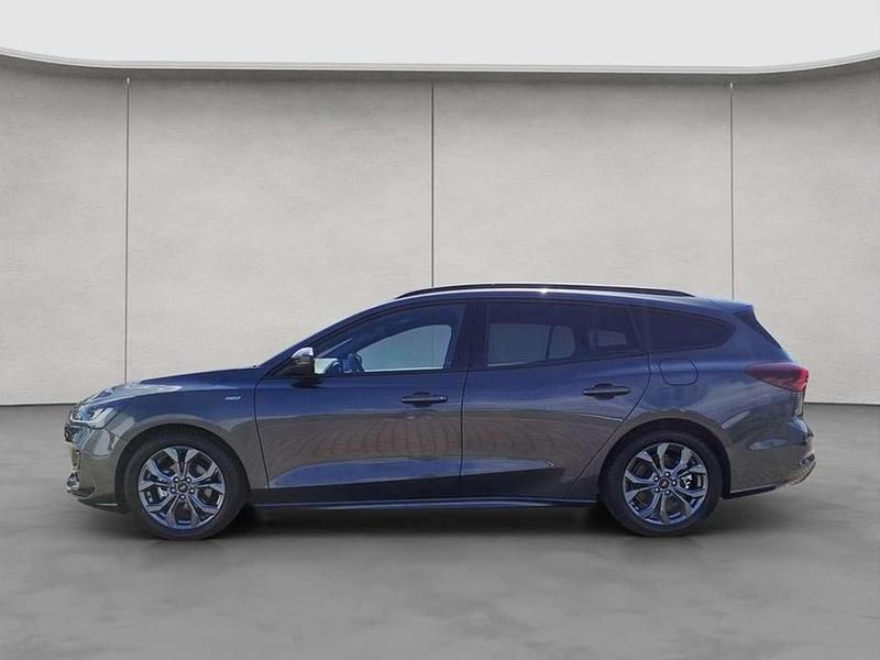 Usata Ford Focus ST-Line X 155 CV (114 kW) 2024 Argento Station wagon