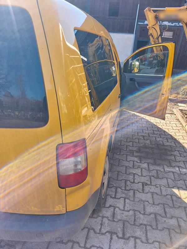 Gebraucht VW Caddy 69 PS (50 kW) 2008 Gelb Van / Kleinbus