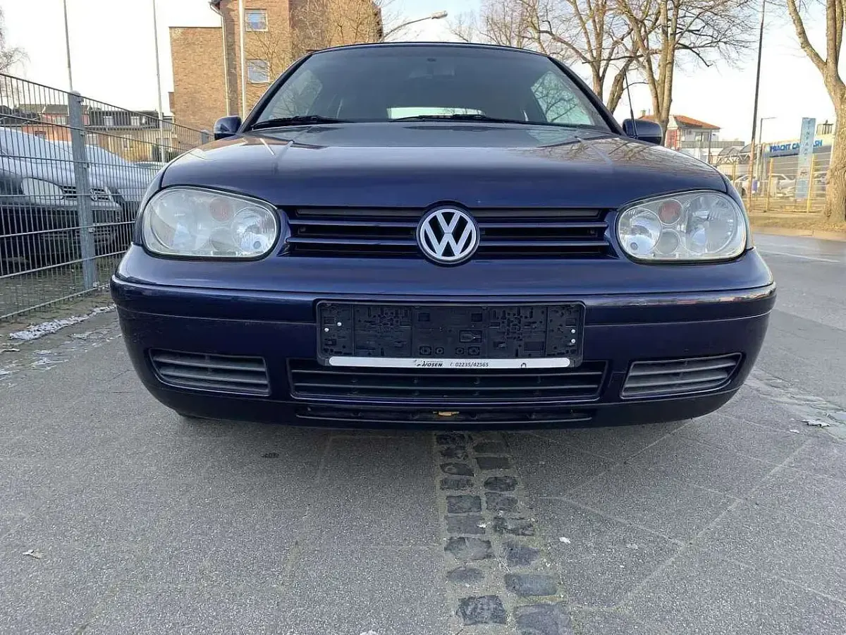 Occasion VW Golf 116 ch (85 kW) 2002 Bleue Cabriolet