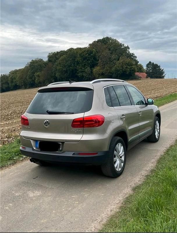 Gebraucht VW Tiguan 140 PS (102 kW) 2012 Braun SUV
