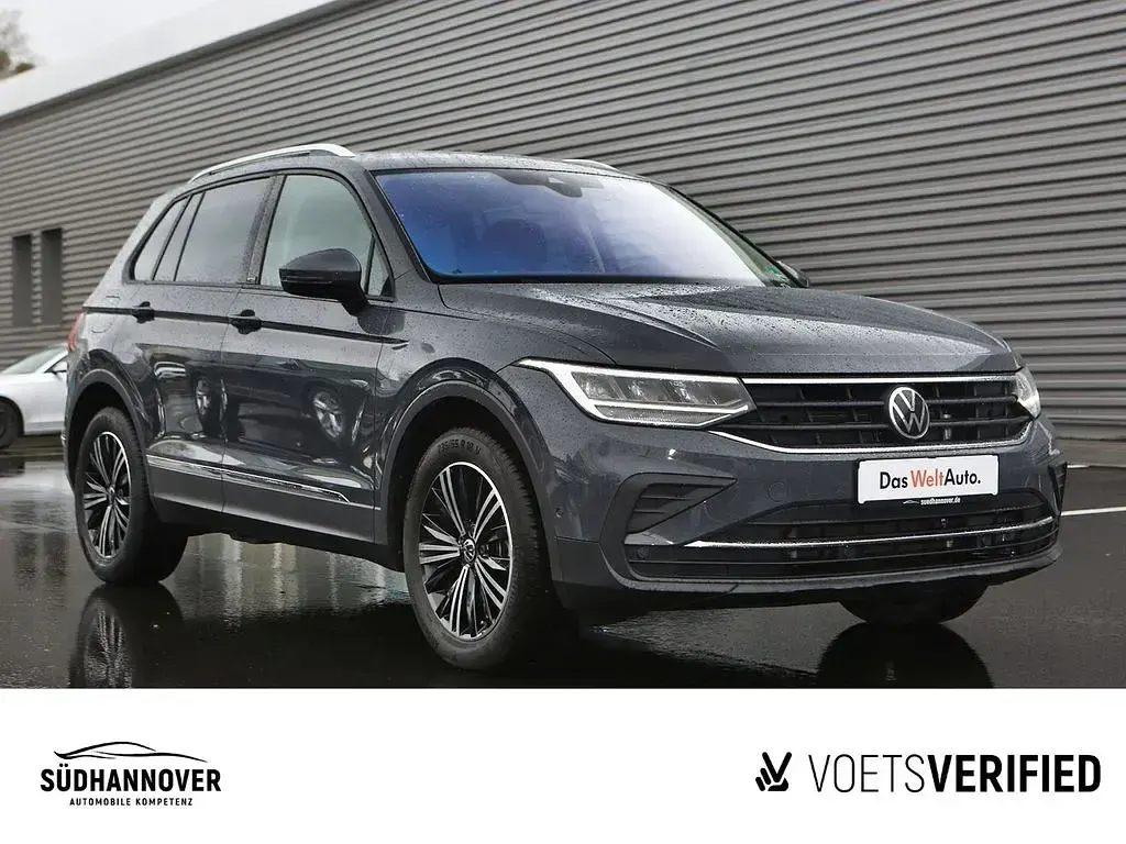Gebraucht VW Tiguan Active 150 PS (110 kW) 2021 Grau SUV