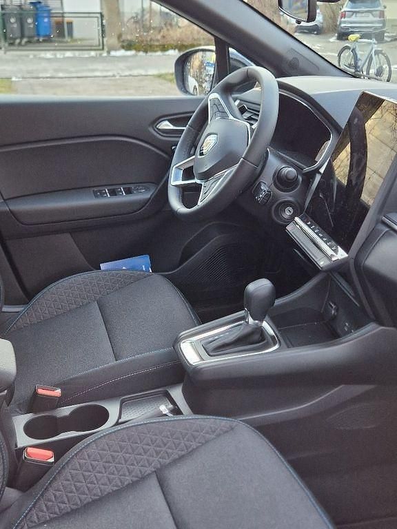 Second-hand Renault Captur Evolution 158 CP (116 kW) 2025 Albastru SUV