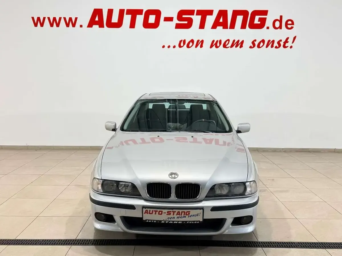 Gebraucht BMW 520 150 PS (110 kW) 2000 Silber Limousine
