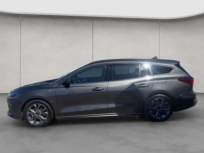 Gebraucht Ford Focus ST-Line 155 PS (114 kW) 2024 Grau Kombi