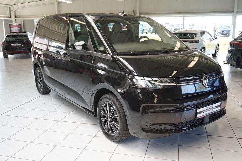 Neu VW Multivan Life 150 PS (110 kW) 2026 Deepblackperleffekt Van / Kleinbus