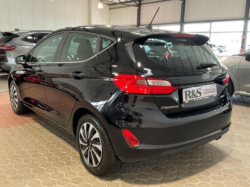 Gebraucht Ford Fiesta Titanium 125 PS (91 kW) 2023 Schwarz Kleinwagen