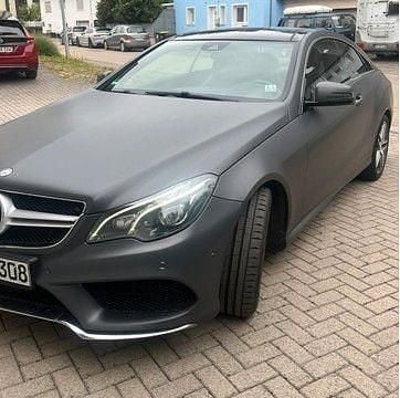 Grau Gebraucht 2017 Mercedes E350 Coupé | 25.200 € (Superpreis) - Bild 1/4