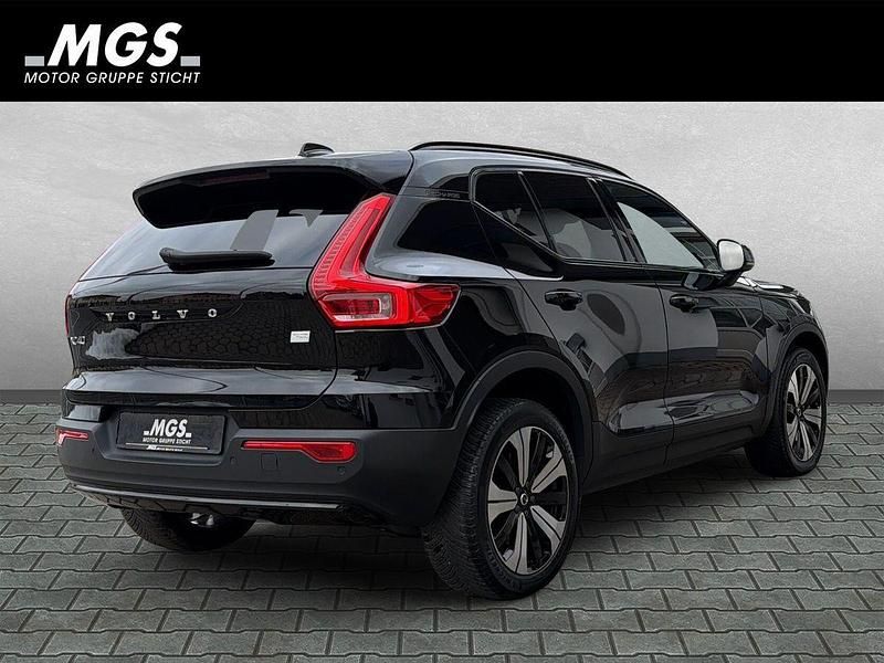 Gebraucht Volvo XC40 Plus 300 kW (408 PS) 2022 Onyx black SUV