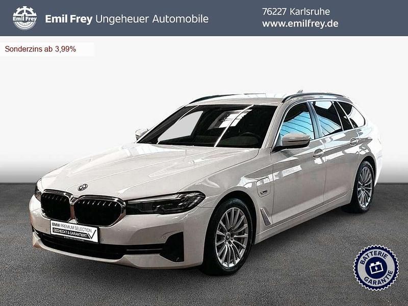 Weiß Gebraucht 2021 BMW 520 Sport Line Kombi | 24.990 € (Fairer Preis) - Bild 1/3