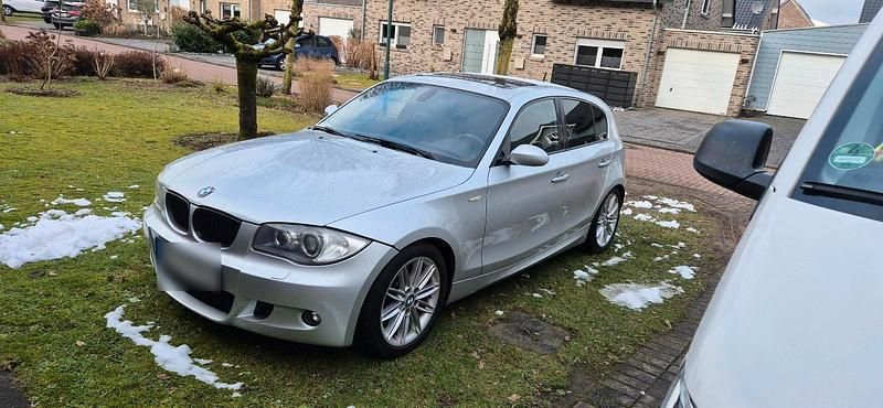 Gebraucht BMW 123 204 PS (150 kW) 2008 Silber Kleinwagen