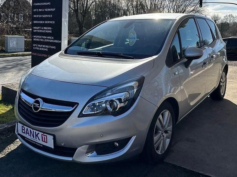 Gebraucht Opel Meriva Style 140 PS (102 kW) 2015 Silber Van / Kleinbus