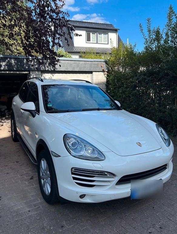 Weiß Gebraucht 2011 Porsche Cayenne SUV | 21.000 € (Fairer Preis) - Bild 1/4