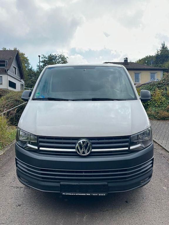 Gebraucht VW Transporter 150 PS (110 kW) 2016 Weiß Van