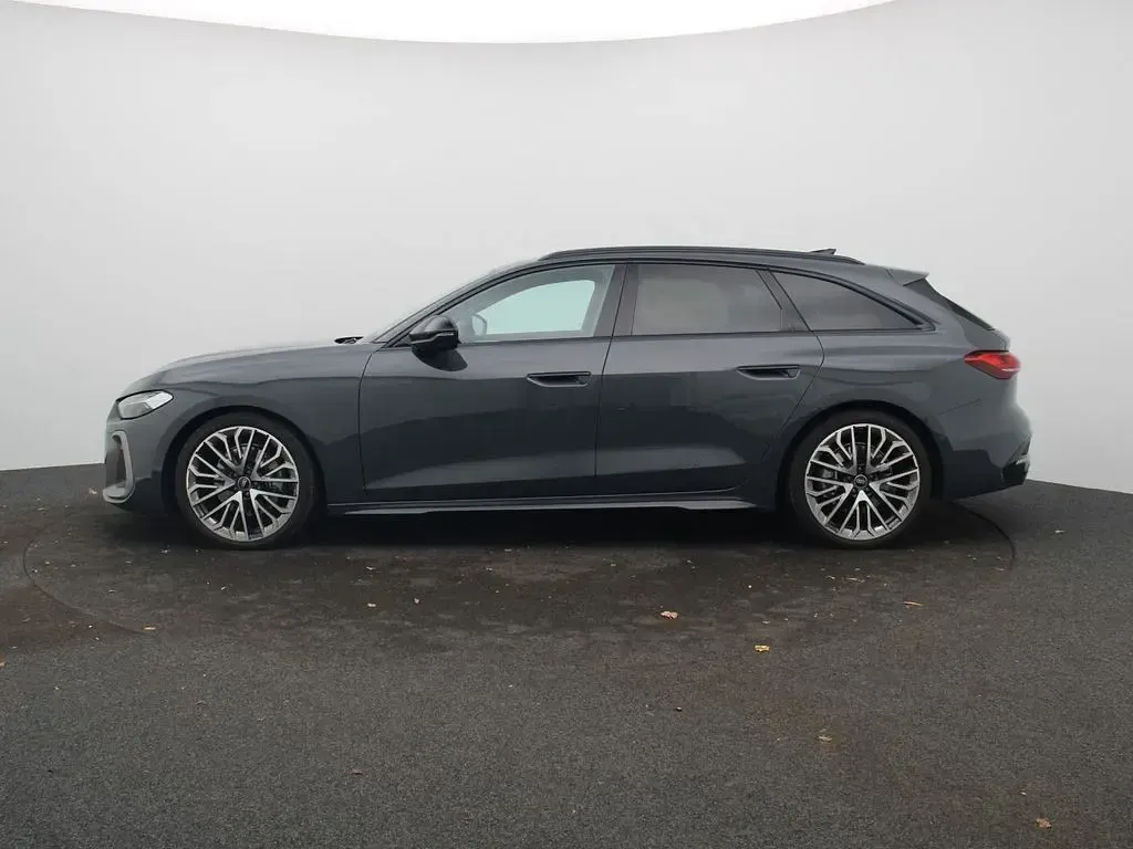Gebraucht Audi A5 Edition .1 204 PS (150 kW) 2025 Magnetgrau Kombi