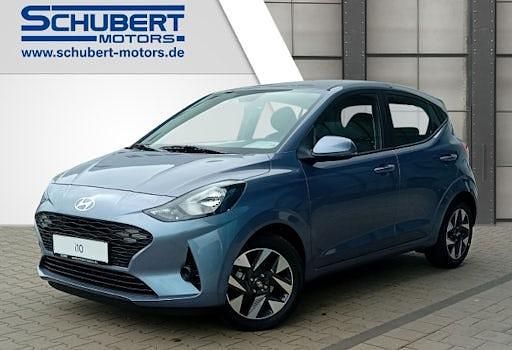 Blau Gebraucht 2025 Hyundai i10 Trend Kleinwagen | 19.490 € (Teuer) - Bild 1/4
