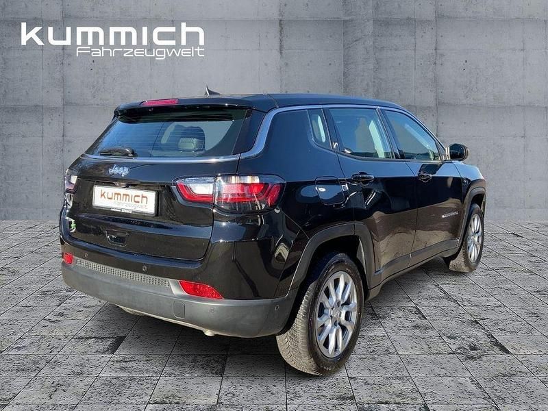 Gebraucht Jeep Compass Altitude 131 PS (96 kW) 2024 Schwarz SUV