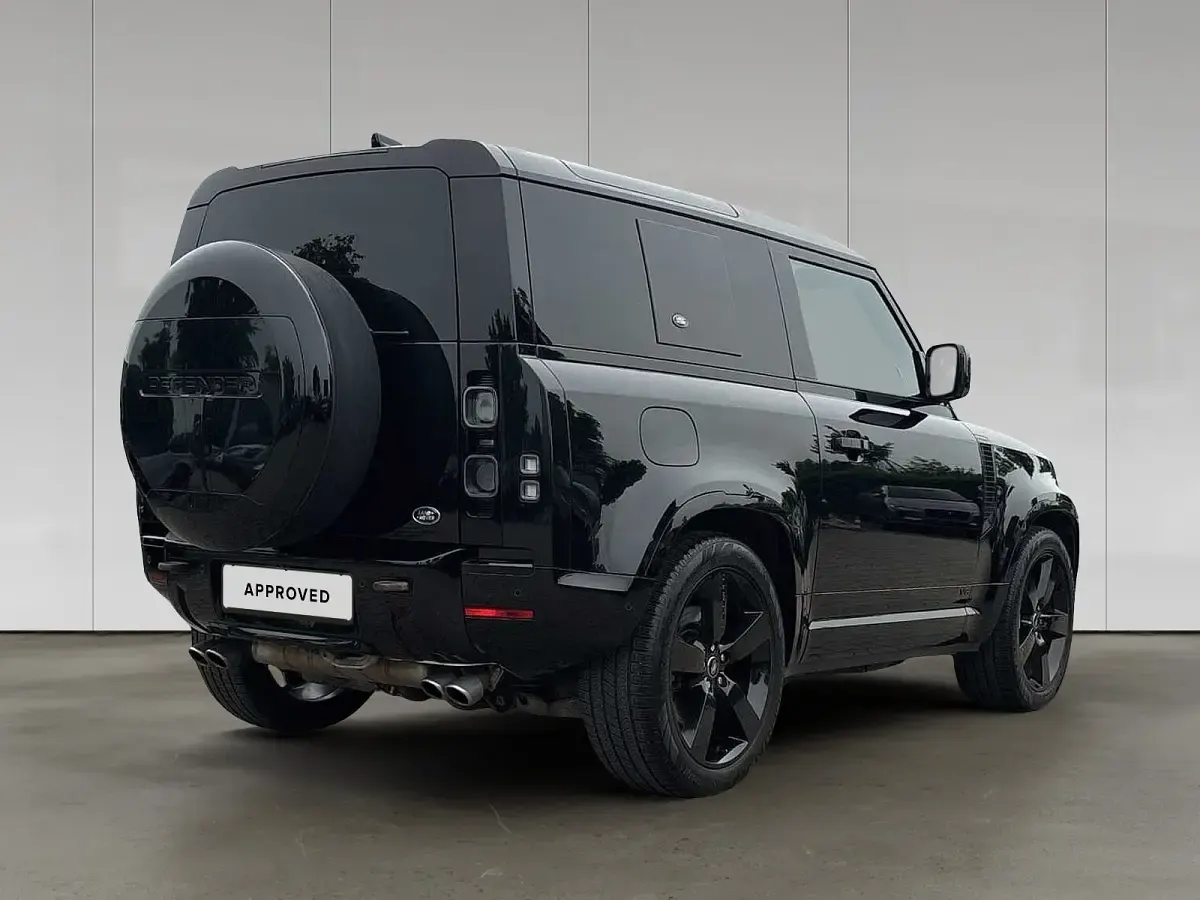 Gebraucht Land Rover Defender 532 PS (391 kW) 2023 Schwarz SUV