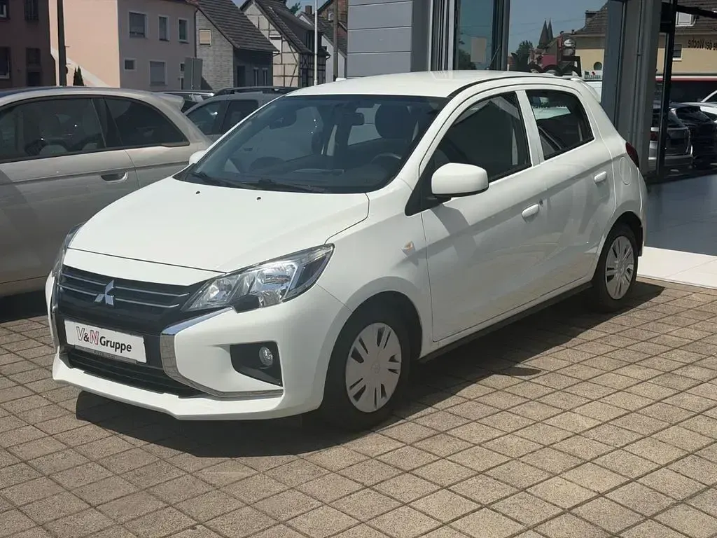 Gebraucht Mitsubishi Space Star Select 71 PS (52 kW) 2023 Islandweiss (s) Kleinwagen