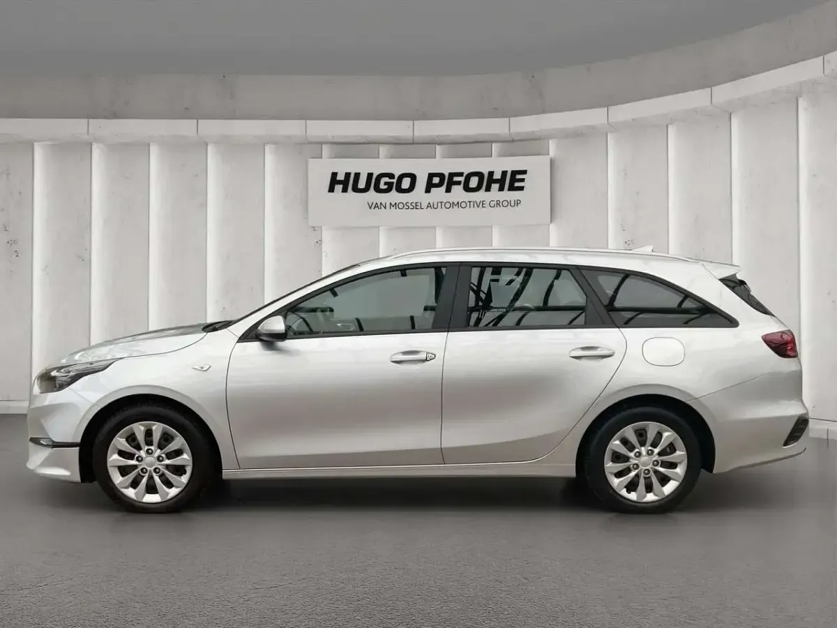 Occasion Kia Ceed Vision 101 ch (74 kW) 2023 Argent Citadine