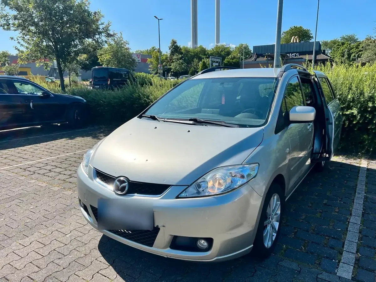 Usata Mazda 5 130 CV (95 kW) 2007 Beige Monovolume