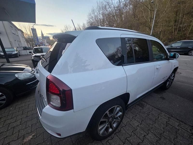 Gebraucht Jeep Compass Limited 170 PS (125 kW) 2013 Weiß SUV