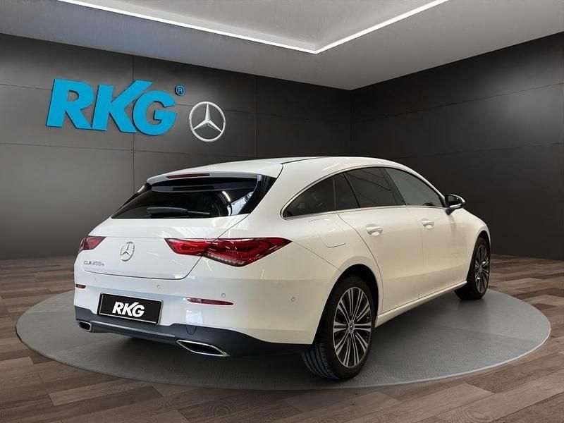 Gebraucht Mercedes CLA250e Shooting Brake Progressive 218 PS (160 kW) 2022 Weiß Kombi