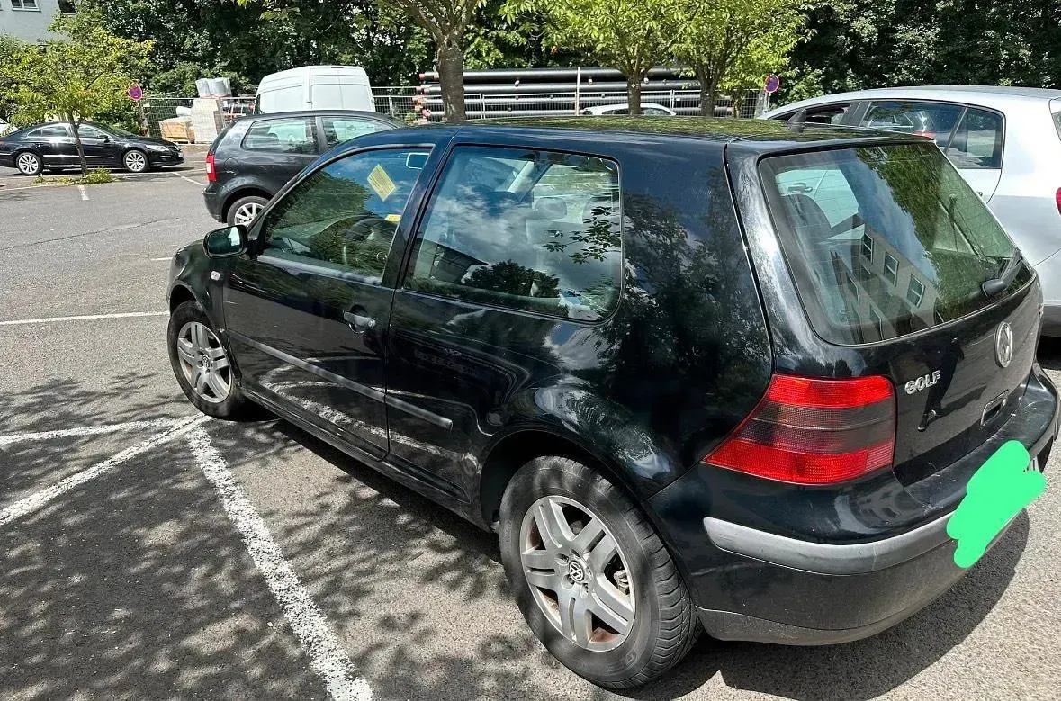 Gebraucht VW Golf IV 2002 Schwarz Kleinwagen