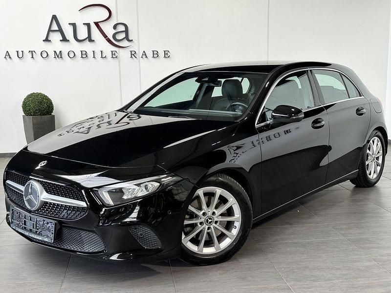 Schwarz Gebraucht 2019 Mercedes A220 Progressive Limousine | 19.989 € (Superpreis) - Bild 1/4