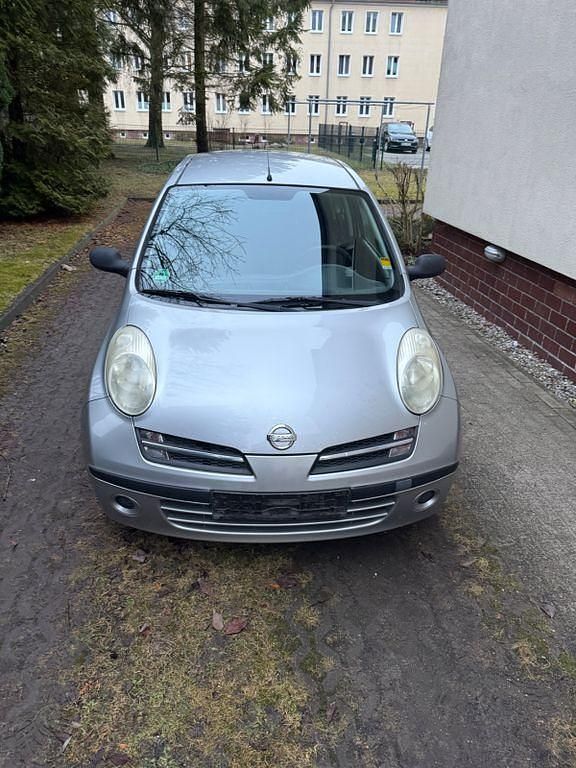 Gebraucht Nissan Micra Visia 65 PS (47 kW) 2005 Silber Limousine