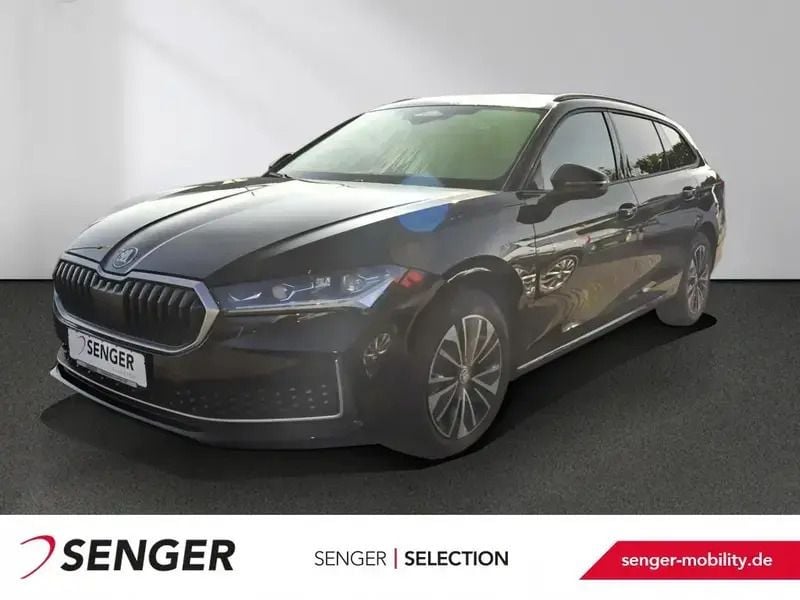 Schwarz Gebraucht 2024 Skoda Superb Selection Kombi | 37.180 € (Superpreis) - Bild 1/1