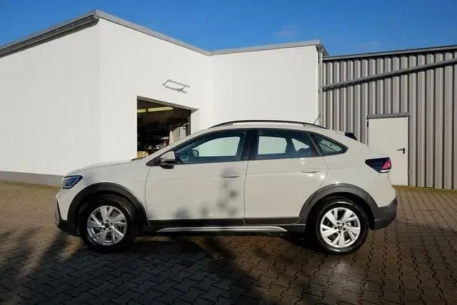 Gebraucht VW Taigo IQ Drive 110 PS (80 kW) 2024 Grau SUV