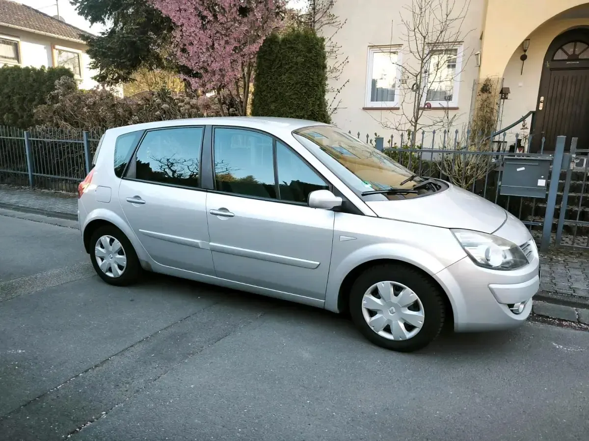 Gebraucht Renault Scenic E-Tech 102 PS (75 kW) 2008 Grau Limousine