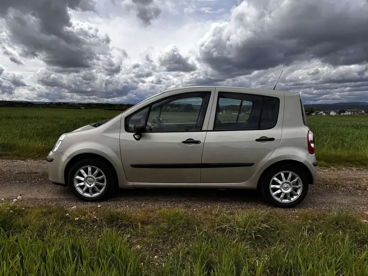 Gebraucht Renault Modus 86 PS (63 kW) 2006 Van / Kleinbus