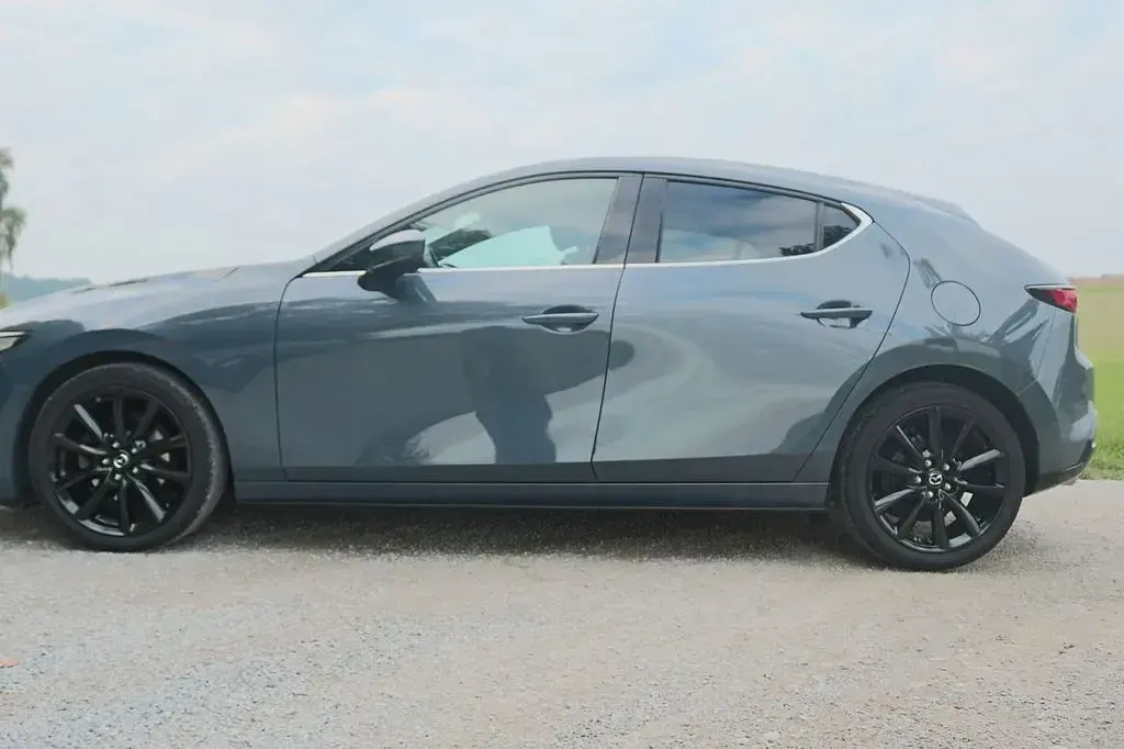 Gebraucht Mazda 3 Edition 179 PS (131 kW) 2021 Grau Limousine