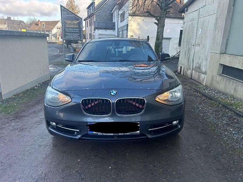 Gebraucht BMW 120 Sport Line 184 PS (135 kW) 2012 Grau Kleinwagen