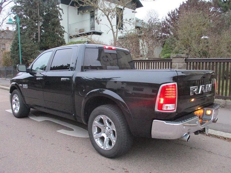Gebraucht Dodge Ram 401 PS (294 kW) 2016 Schwarz Pickup