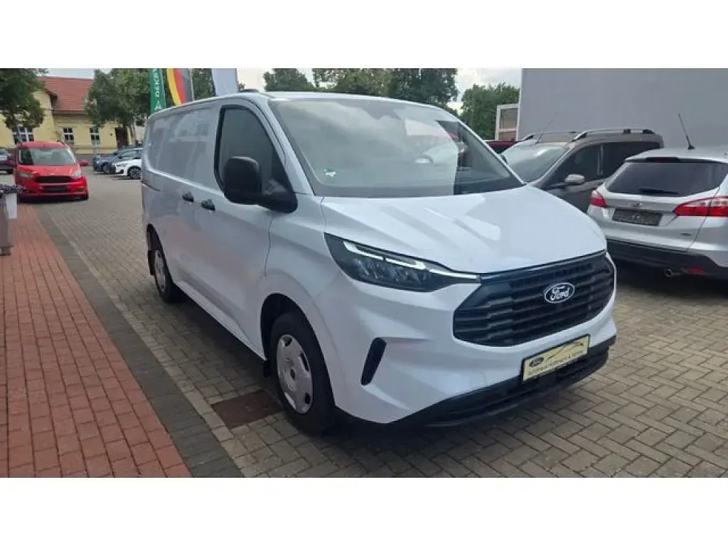 Gebraucht Ford Transit Custom 110 PS (80 kW) 2024 Frozen white Van