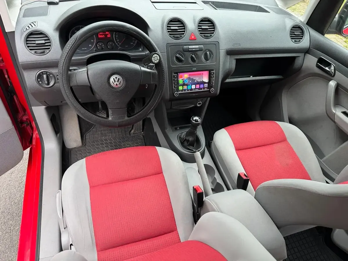 Gebraucht VW Caddy Life 80 PS (58 kW) 2009 Rot Van / Kleinbus