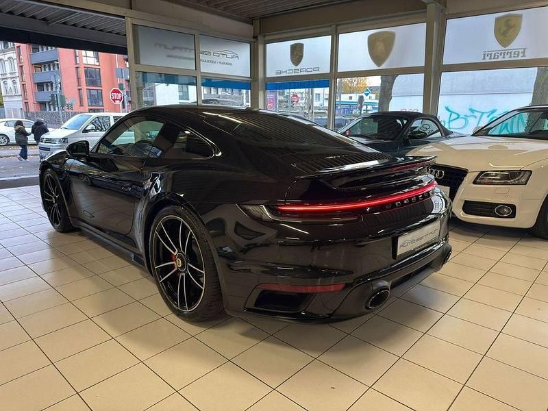 Gebraucht Porsche 992 581 PS (427 kW) 2021 Tiefschwarzmetallic Coupé