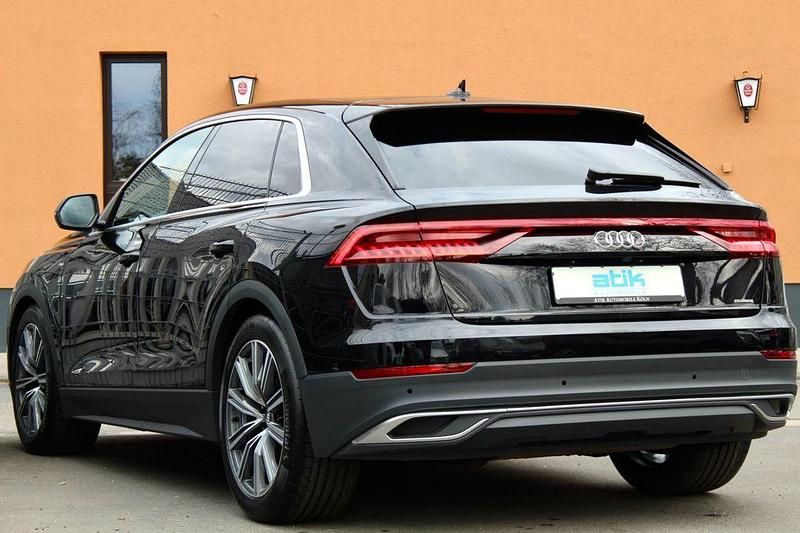 Gebraucht Audi Q8 S-Line 286 PS (210 kW) 2020 Schwarz SUV