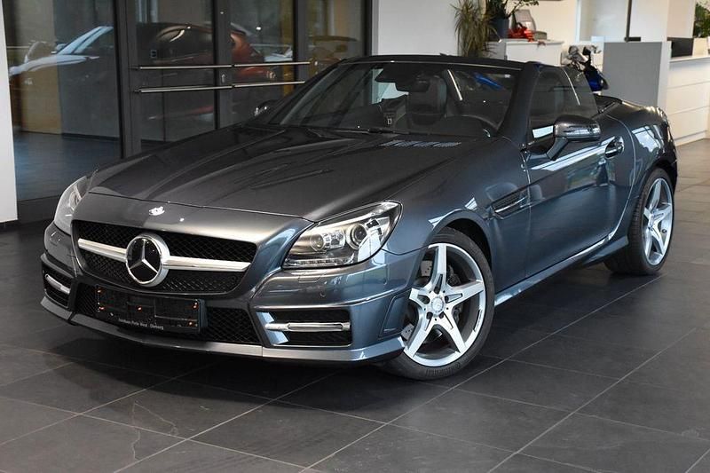Grau Gebraucht 2014 Mercedes SLK350 AMG line Cabrio | 36.490 € - Bild 1/4