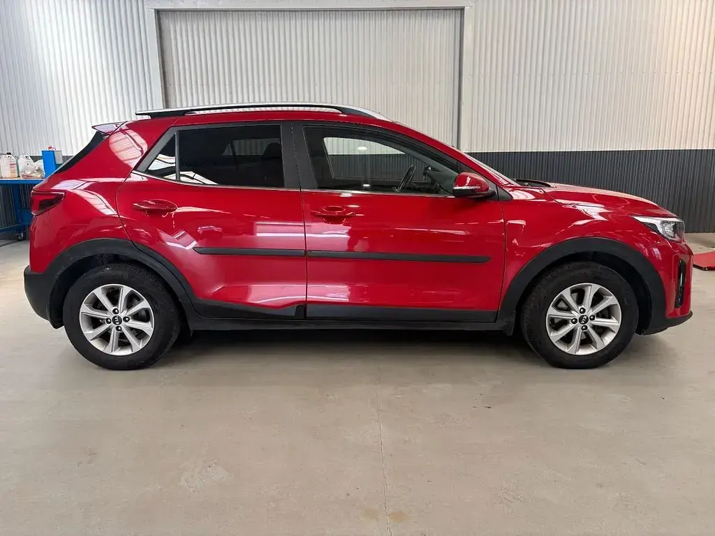 Gebraucht Kia Stonic 120 PS (88 kW) 2018 Rot SUV
