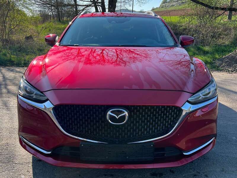 Soul red crystal m Gebraucht 2019 Mazda 6 Exclusive-Line Kombi | 19.990 € - Bild 1/4